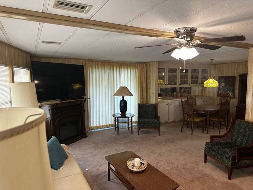 158 Palmetto Drive a Haines City, FL Mobile or Manufactured Home for Sale